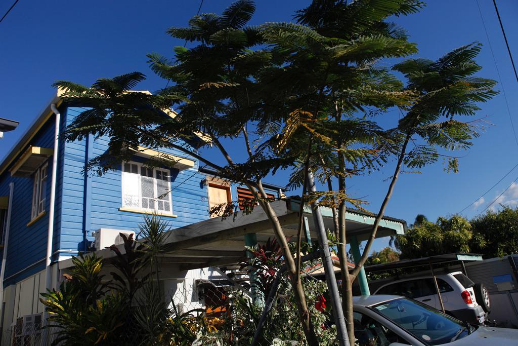 Happytourcairns Sharehouse Hostel Exterior photo